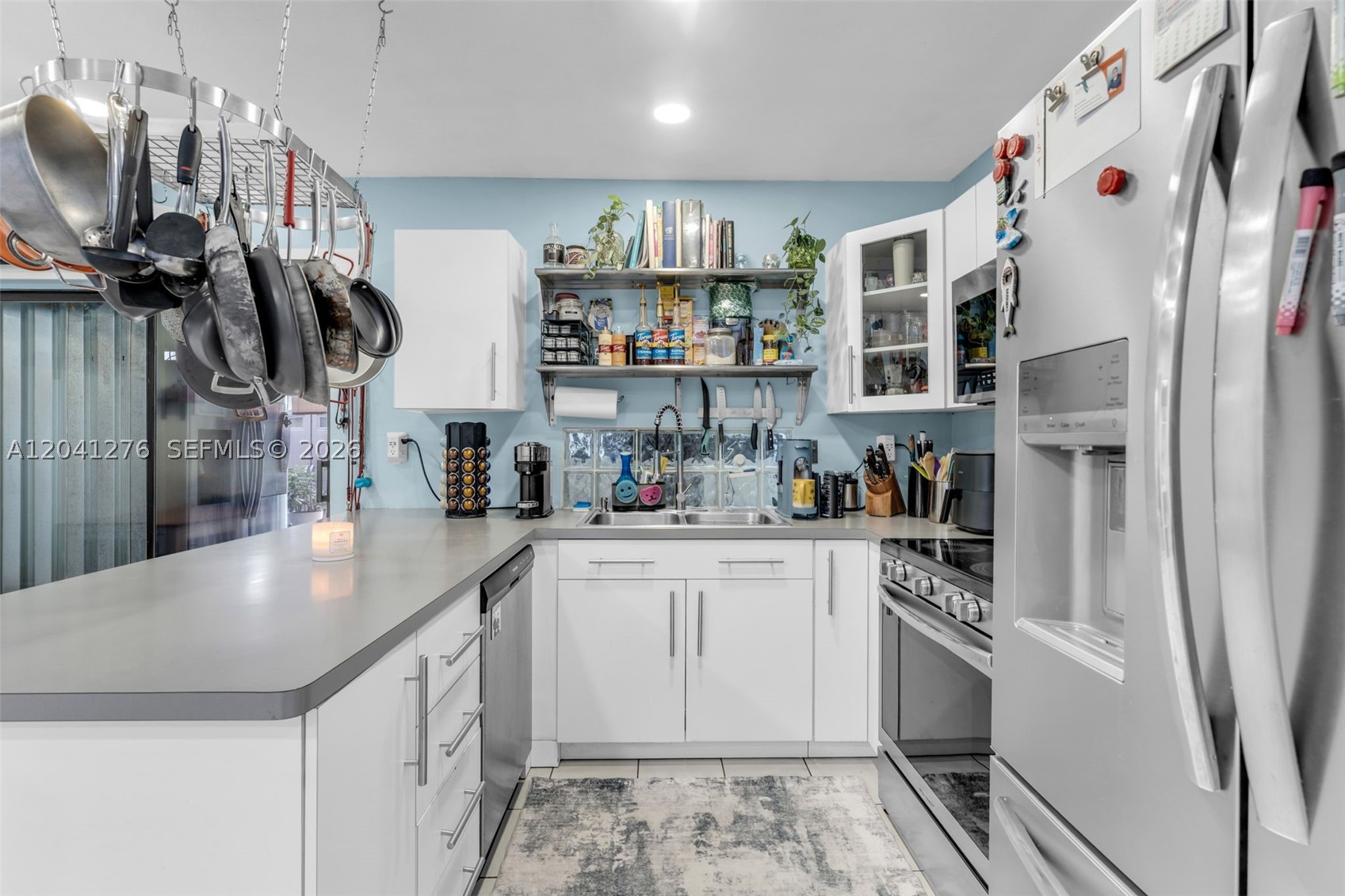 SPRING LAKES VILLAGE PHAS - Residential