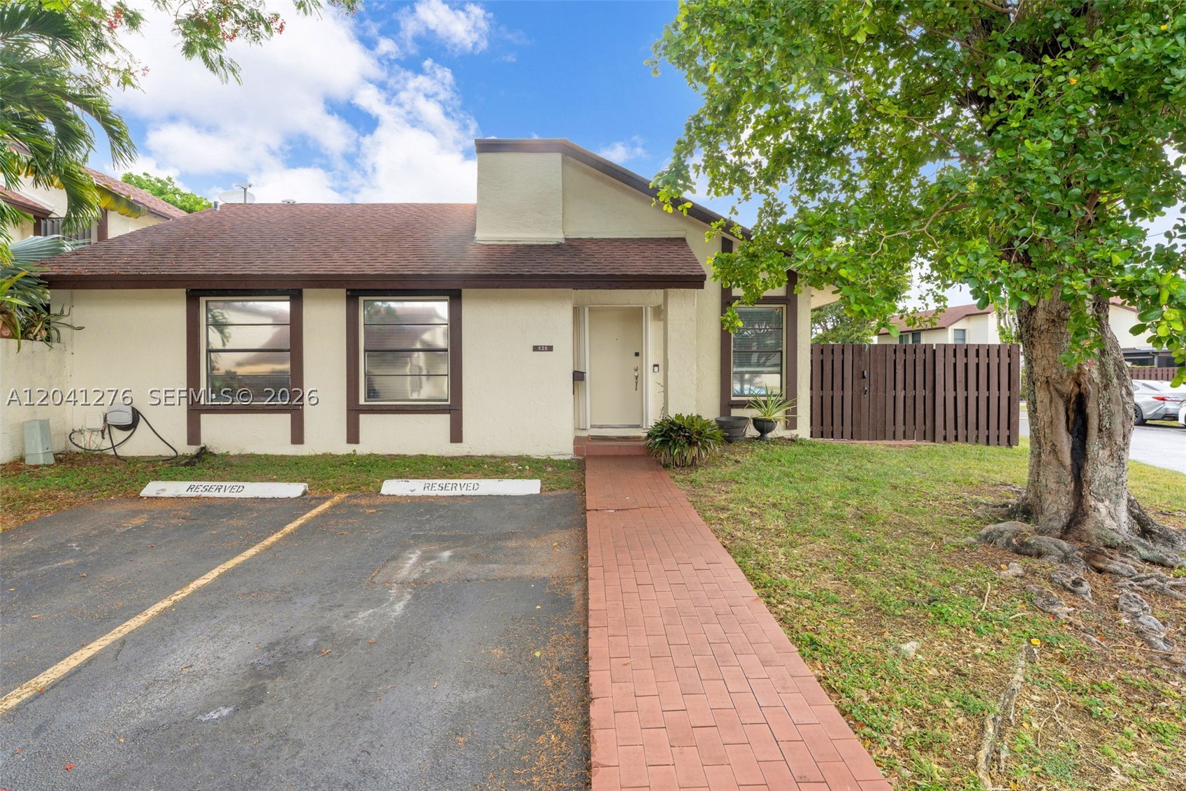 SPRING LAKES VILLAGE PHAS - Residential