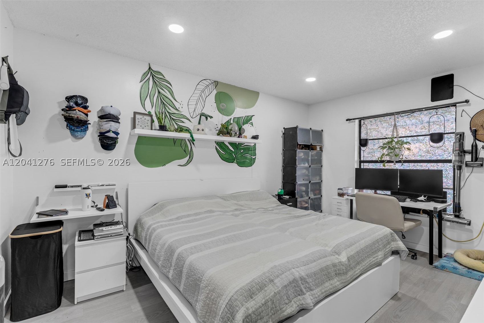 SPRING LAKES VILLAGE PHAS - Residential