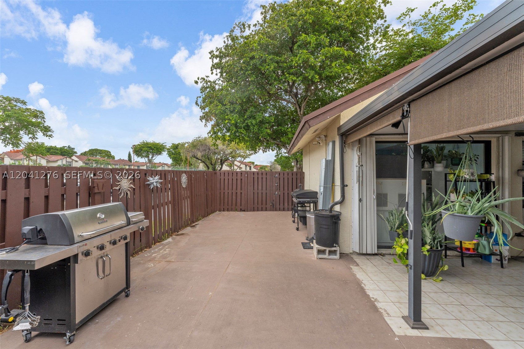 SPRING LAKES VILLAGE PHAS - Residential