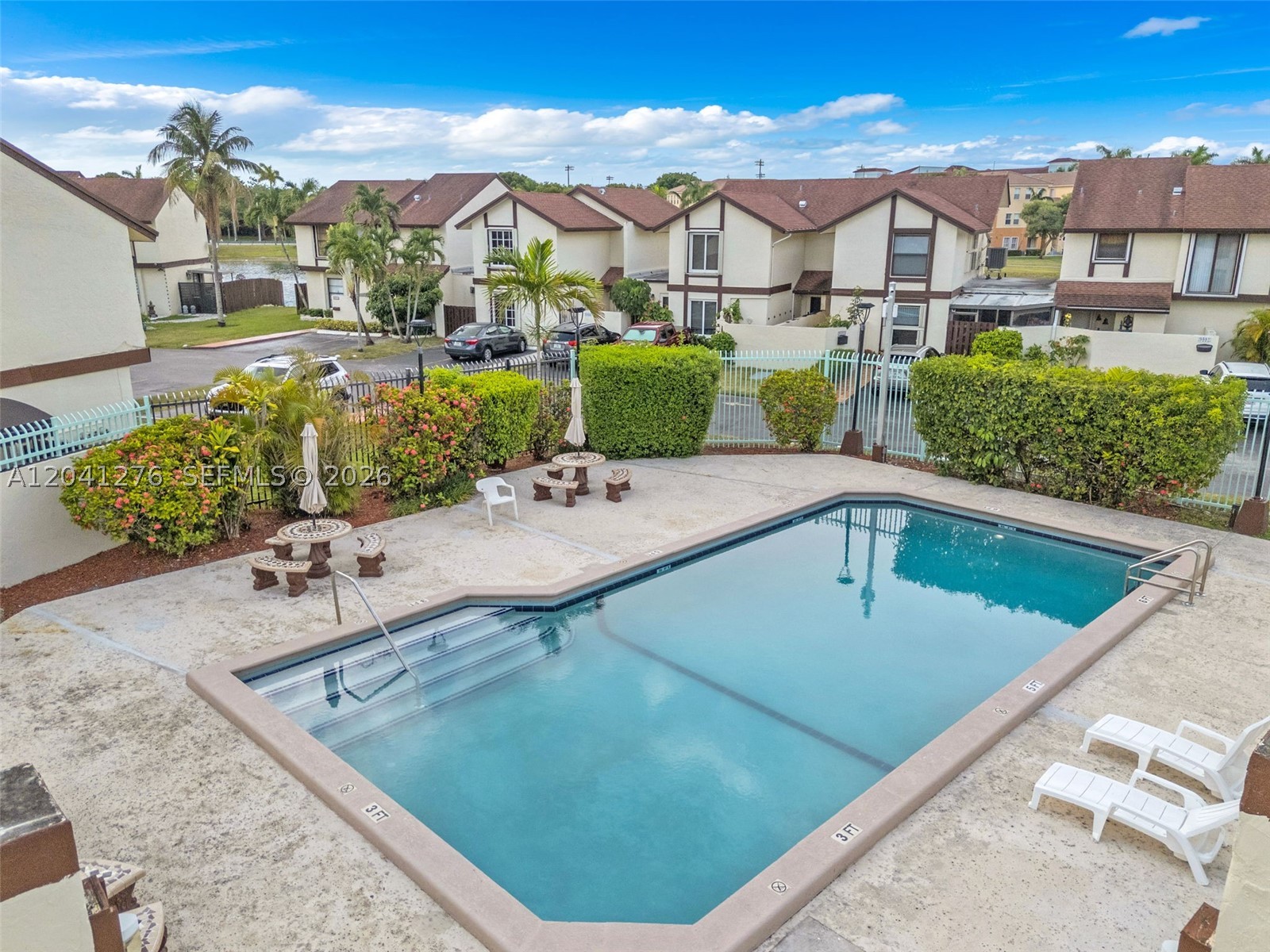 SPRING LAKES VILLAGE PHAS - Residential