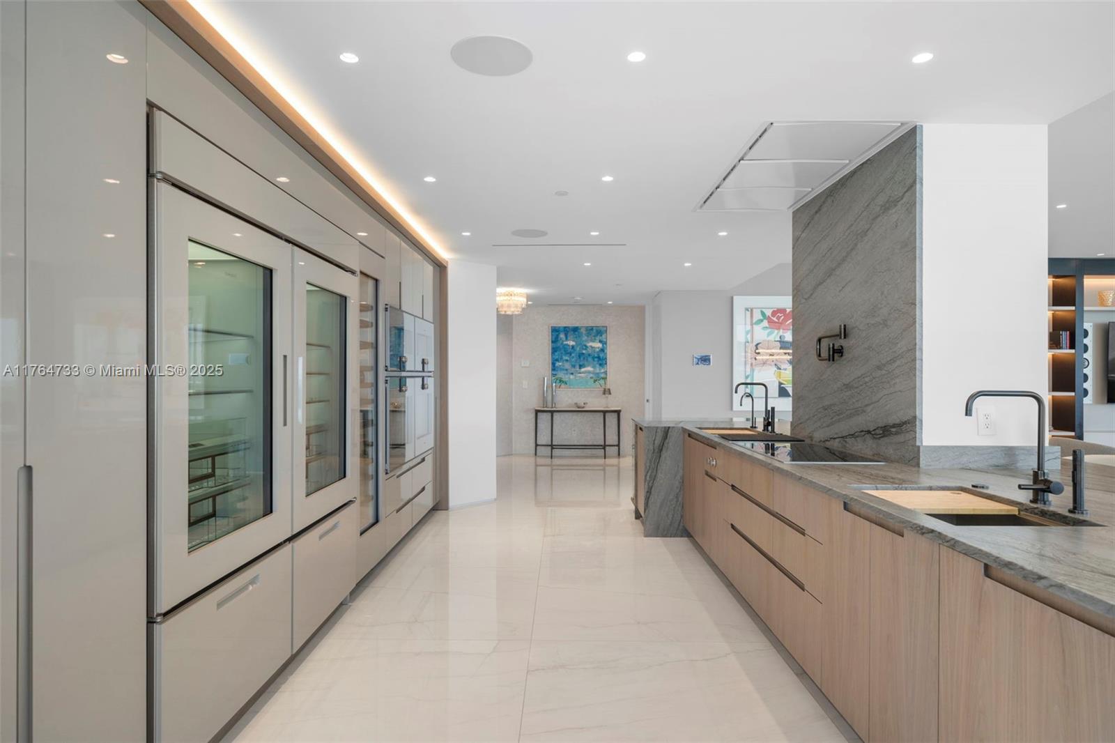 BELLINI CONDO - Residential