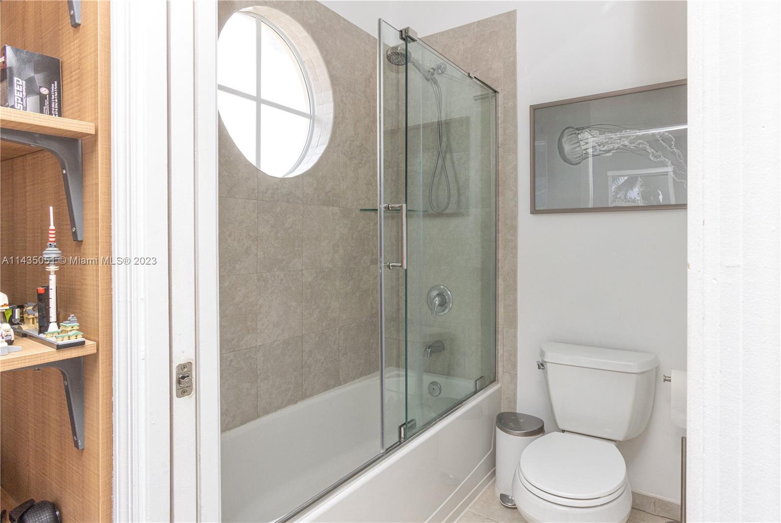DORAL ISLES NORTH SEC ONE - Residential
