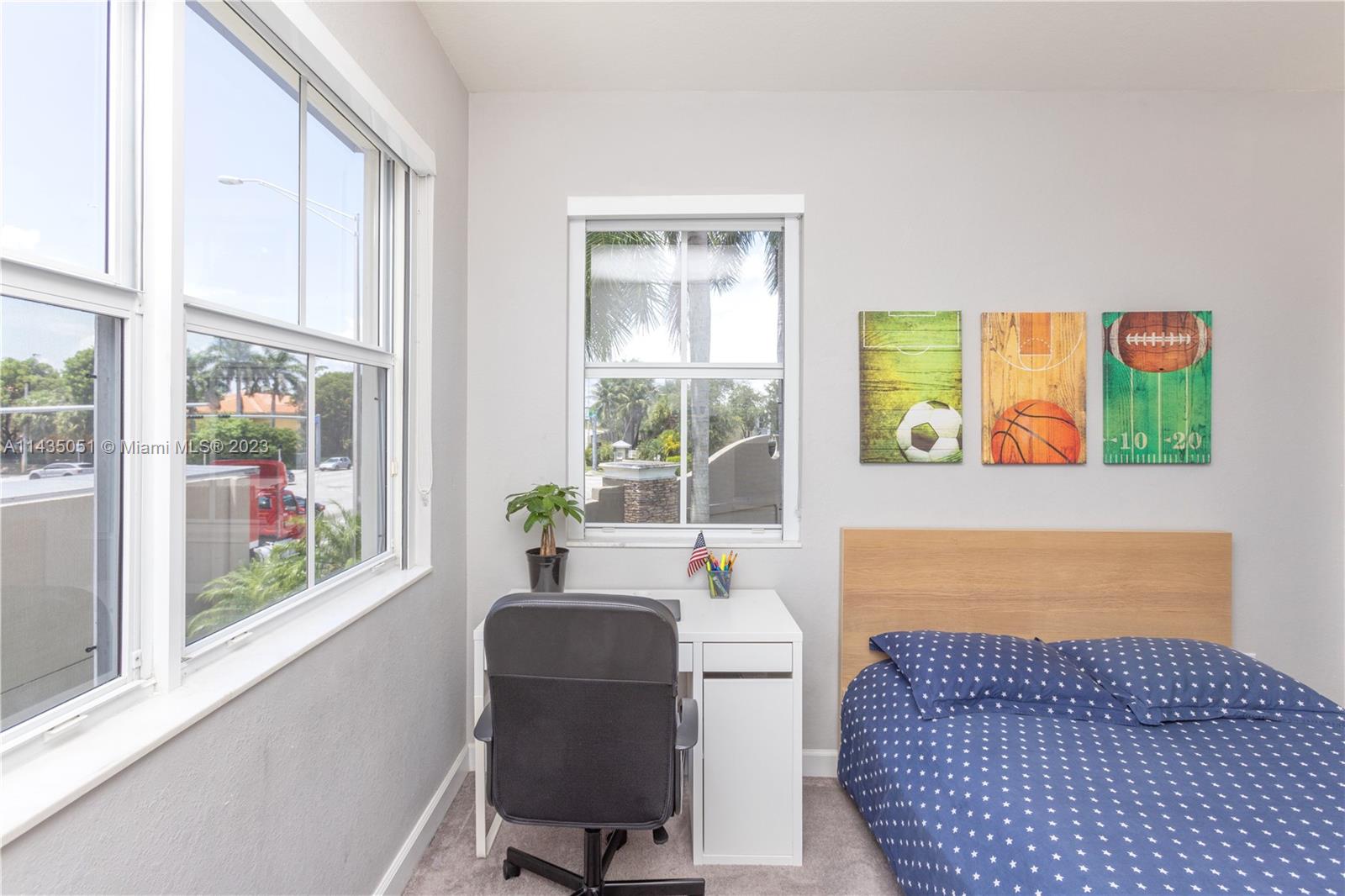 DORAL ISLES NORTH SEC ONE - Residential