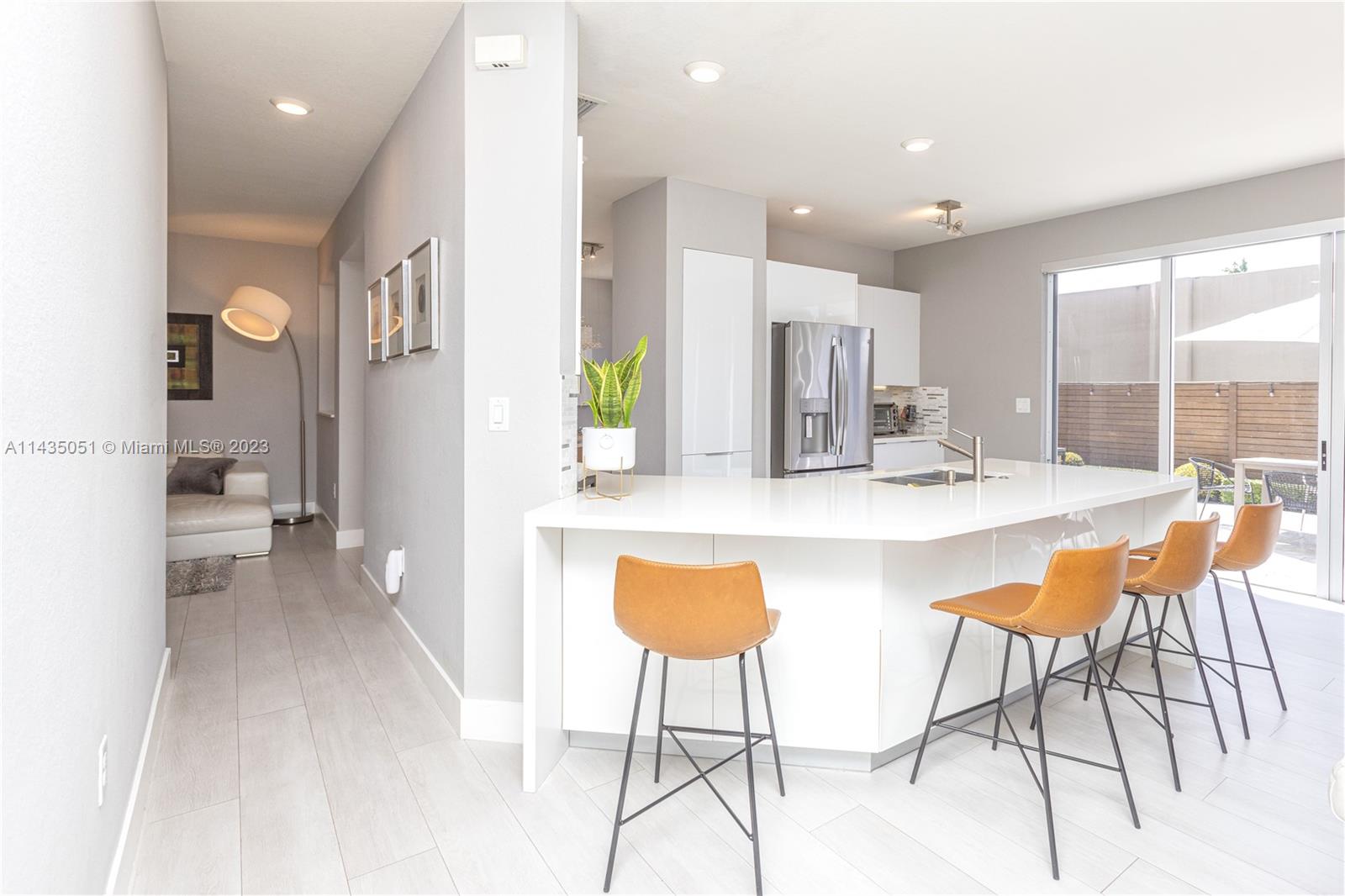DORAL ISLES NORTH SEC ONE - Residential