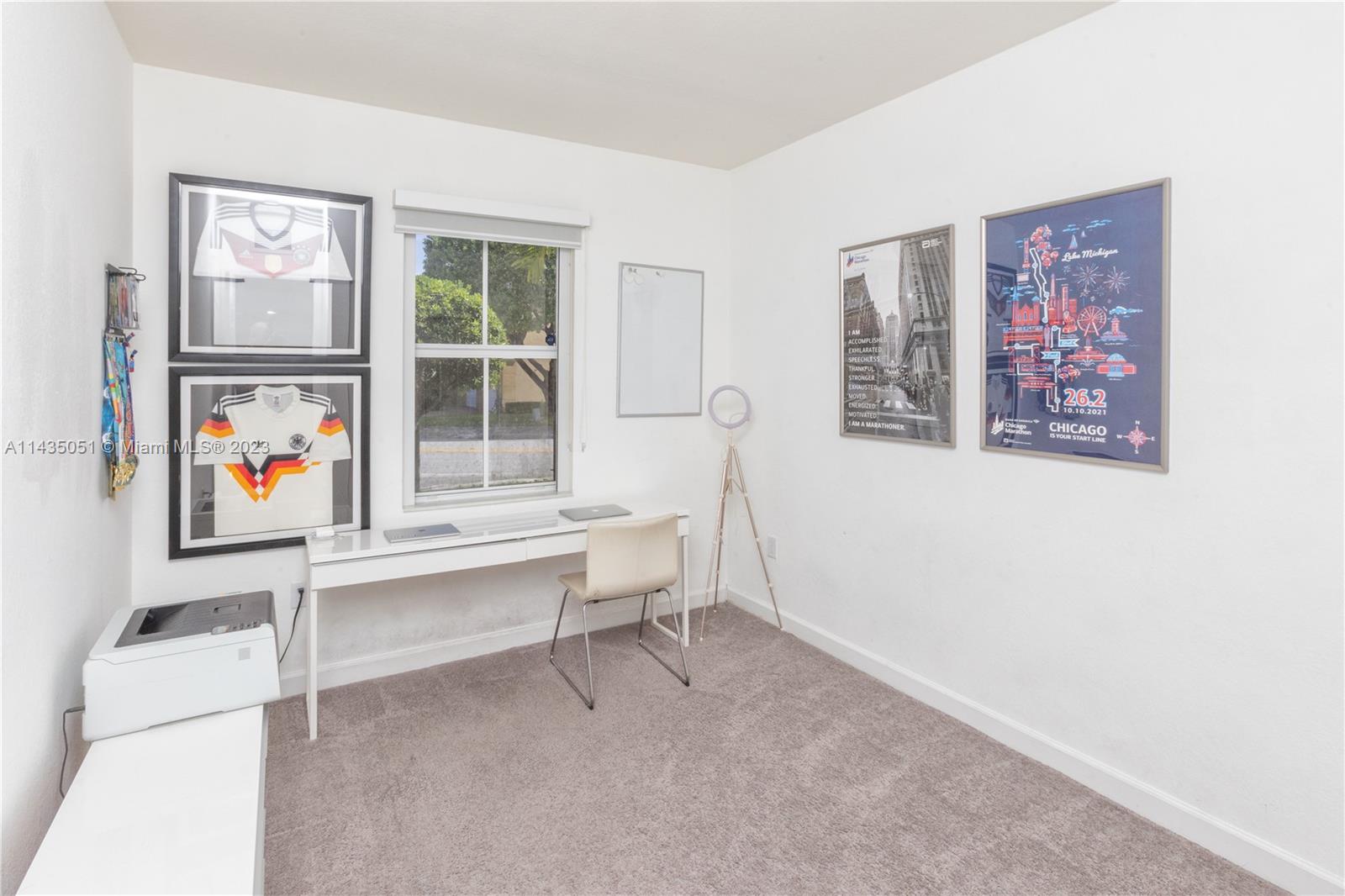 DORAL ISLES NORTH SEC ONE - Residential