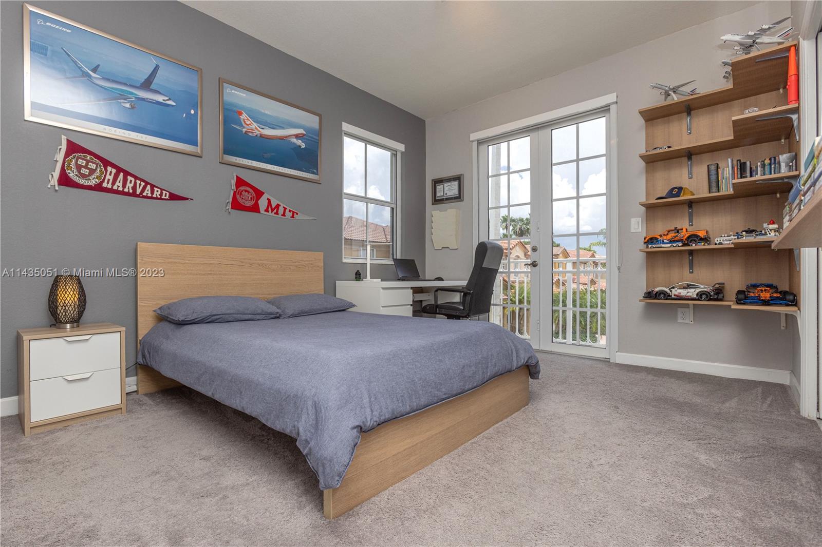 DORAL ISLES NORTH SEC ONE - Residential