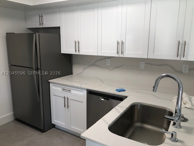 GLADEWIND HEIGHTS - Residential Lease