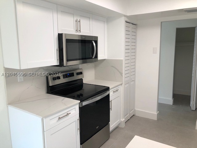 GLADEWIND HEIGHTS - Residential Lease