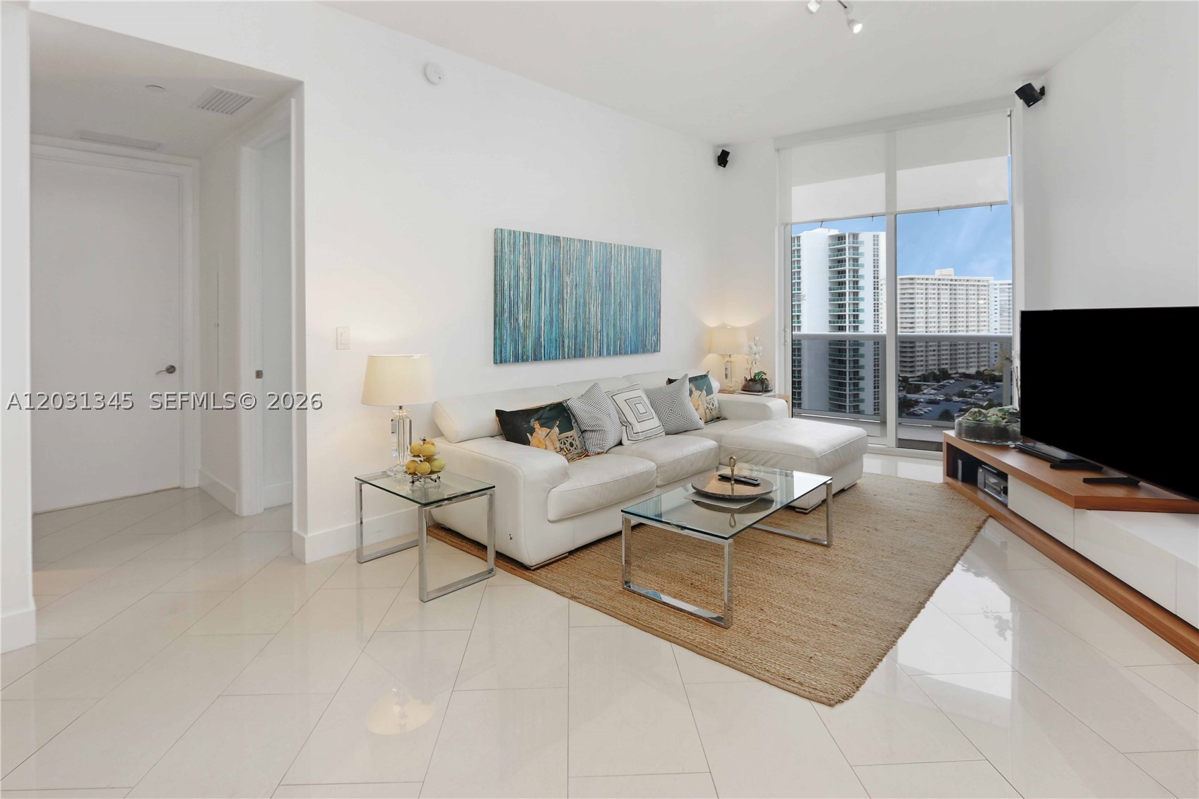 TDR TOWER III CONDO - Residential