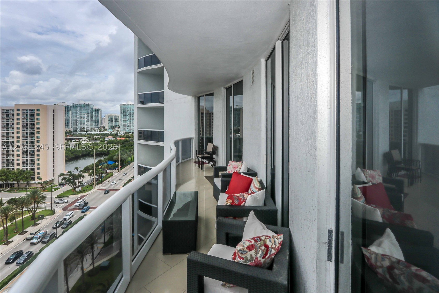 TDR TOWER III CONDO - Residential