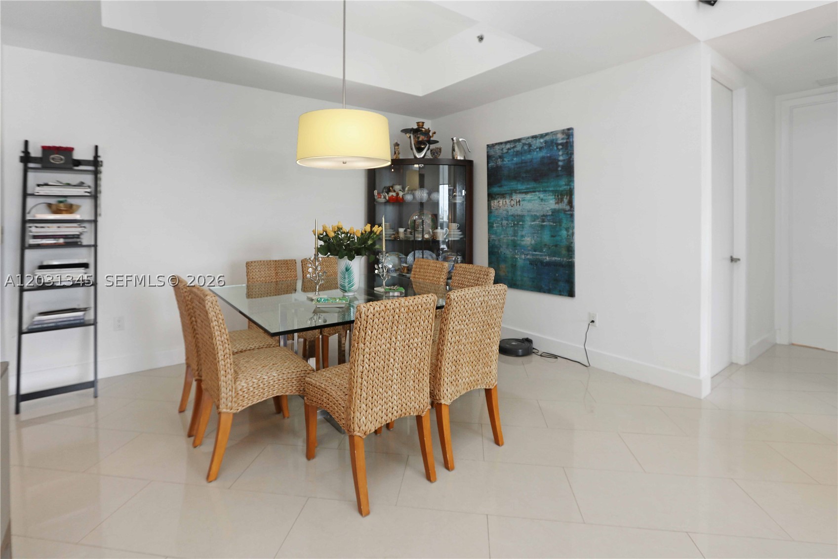 TDR TOWER III CONDO - Residential