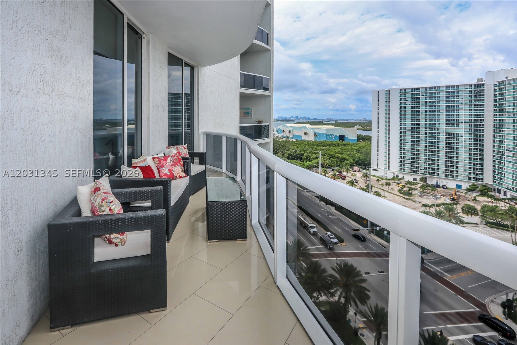 TDR TOWER III CONDO - Residential