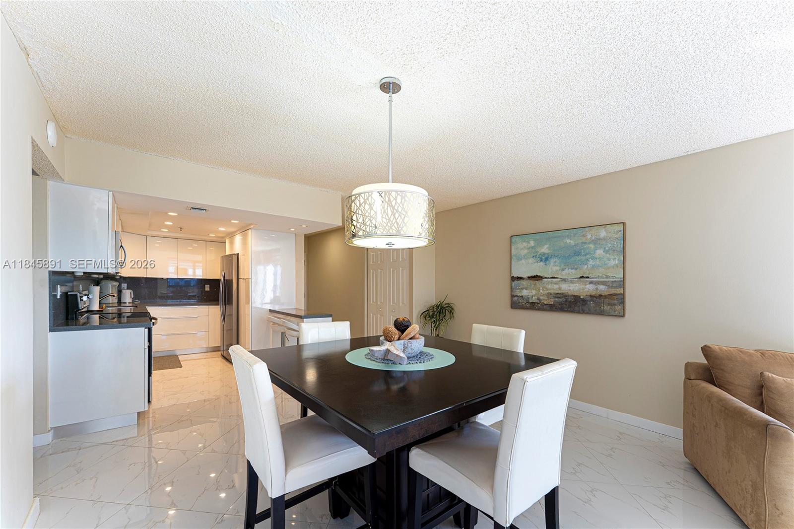 DELVISTA TOWERS CONDO TOW - Residential