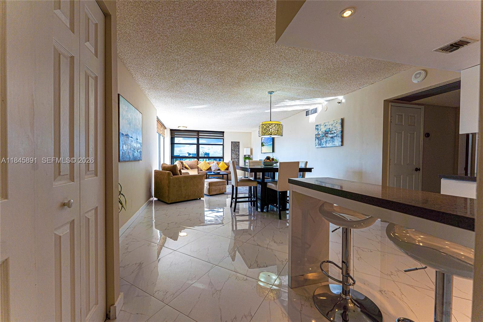 DELVISTA TOWERS CONDO TOW - Residential