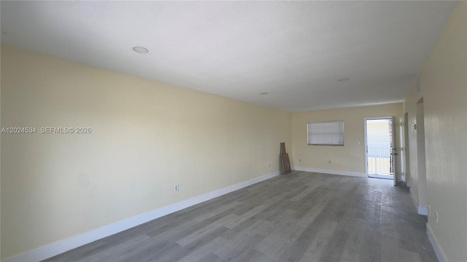 MARBELLA CONDO - Residential
