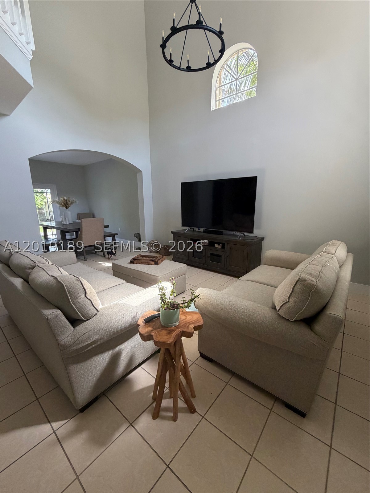 MIRENS PLACE - Residential