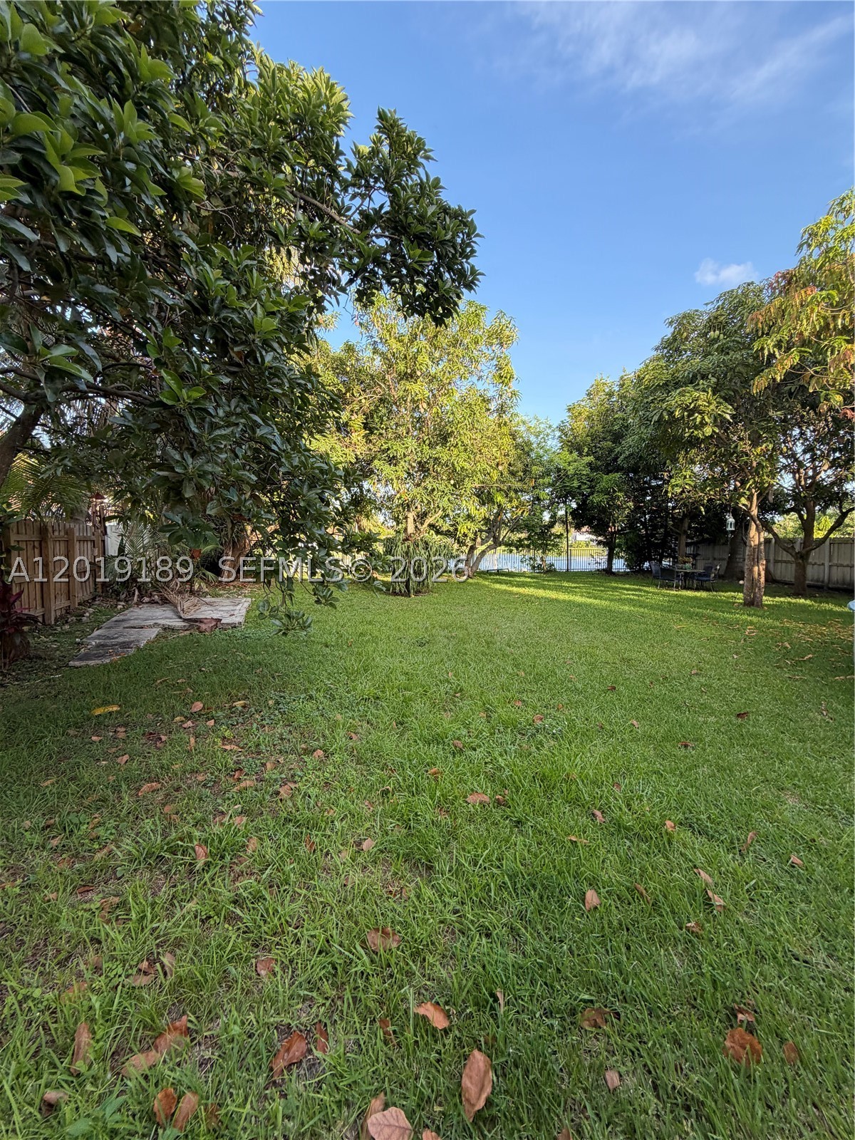 MIRENS PLACE - Residential