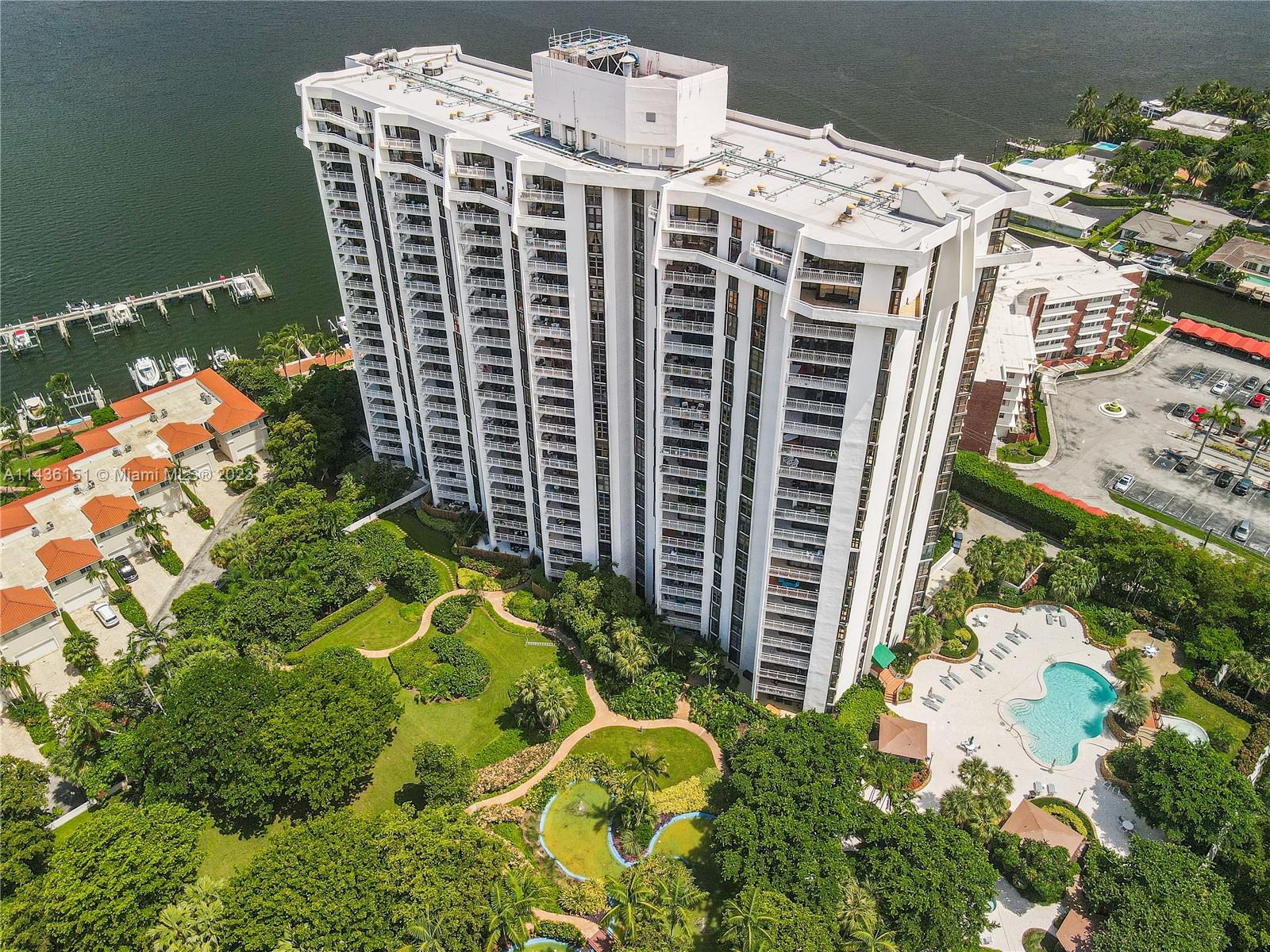 THE TOWERS OF QUAYSIDE CO - Residential