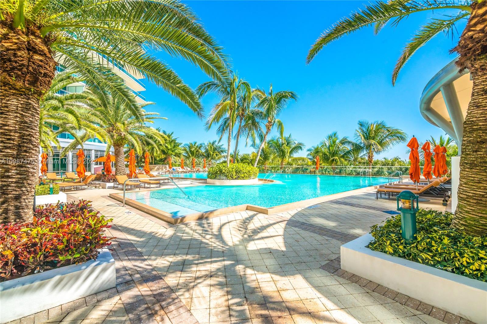 RITZ CARLTON BAL HARBOUR - Residential