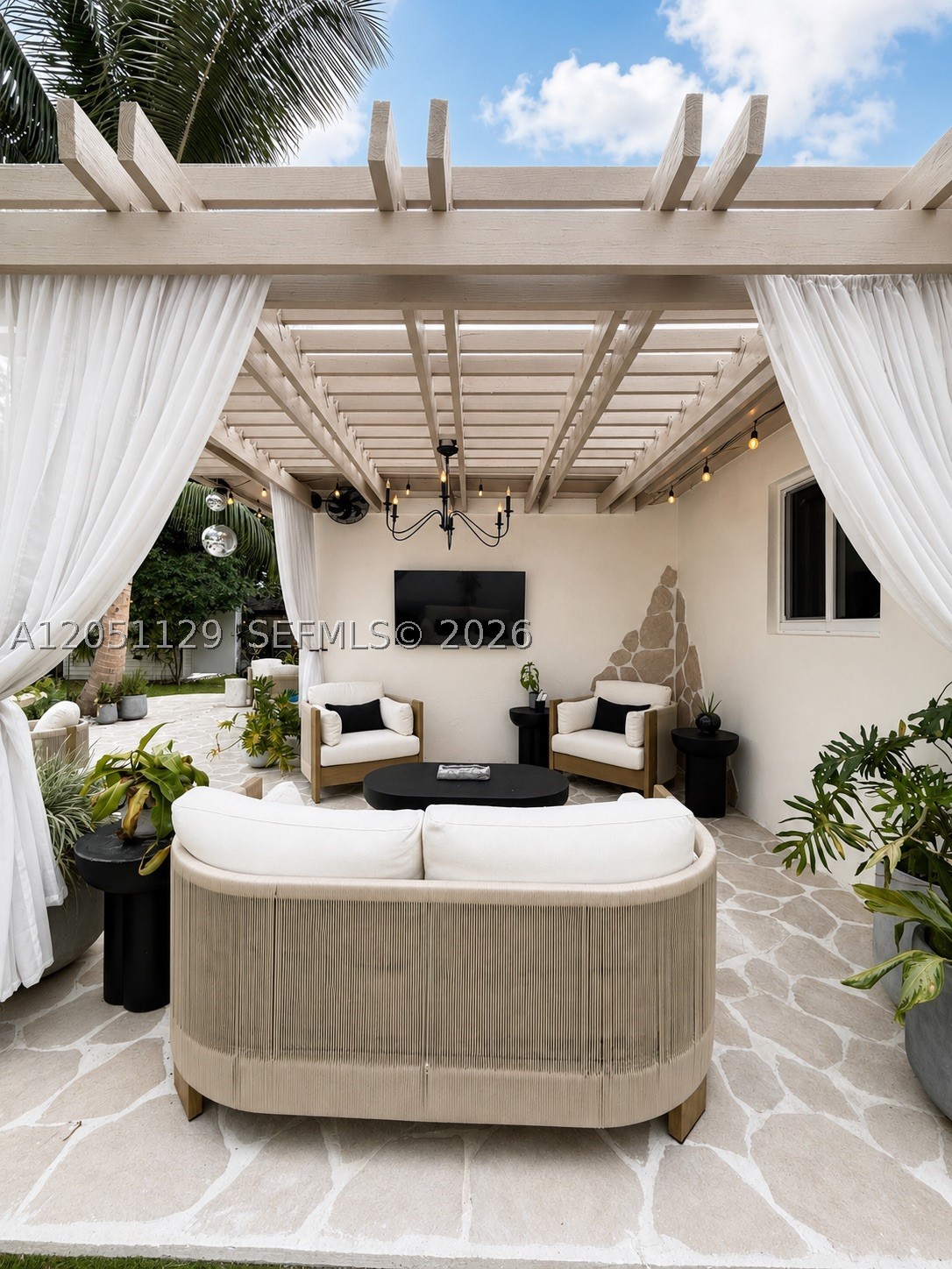 SHERWOOD FOREST - Residential