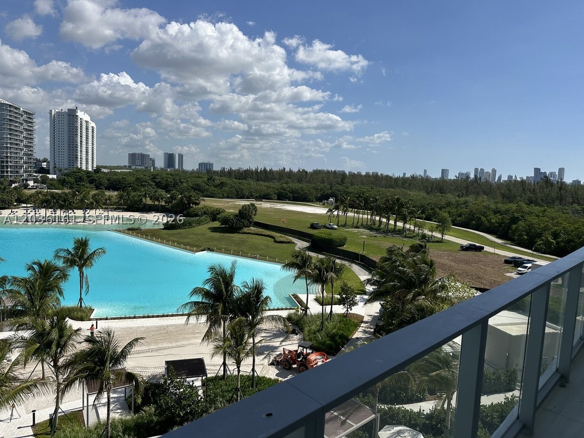 Biscayne Landing - Residential
