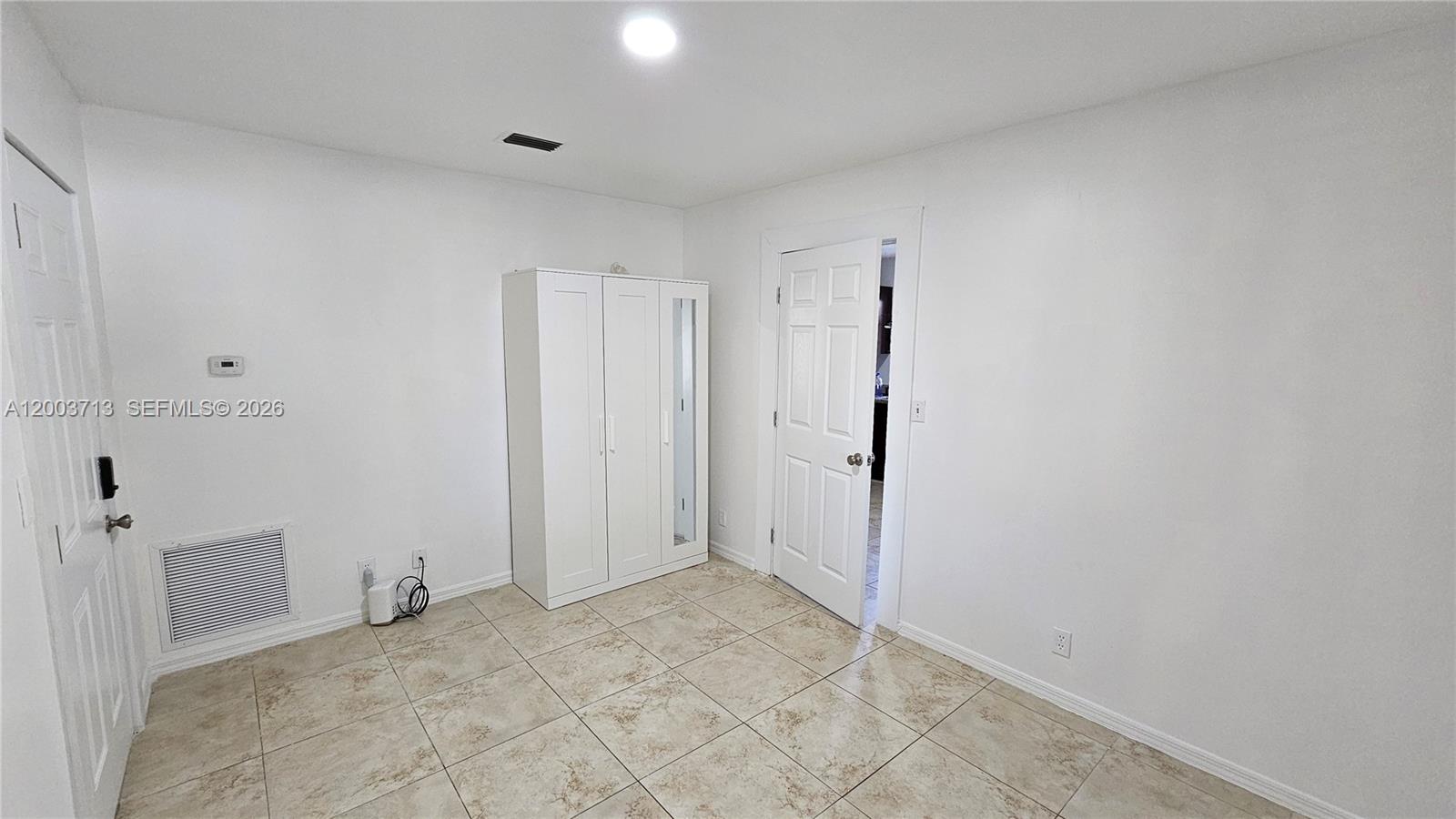 WEST MOORLAND - Residential Lease