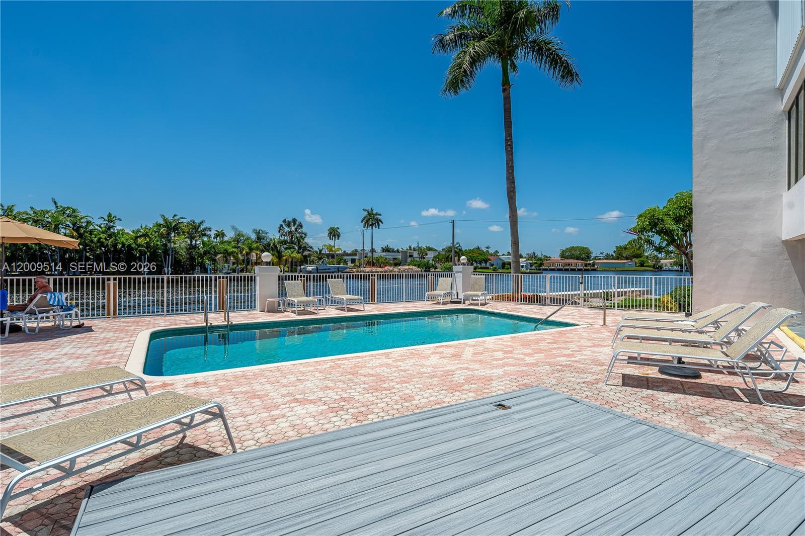 RIVERS BEND CONDO - Residential