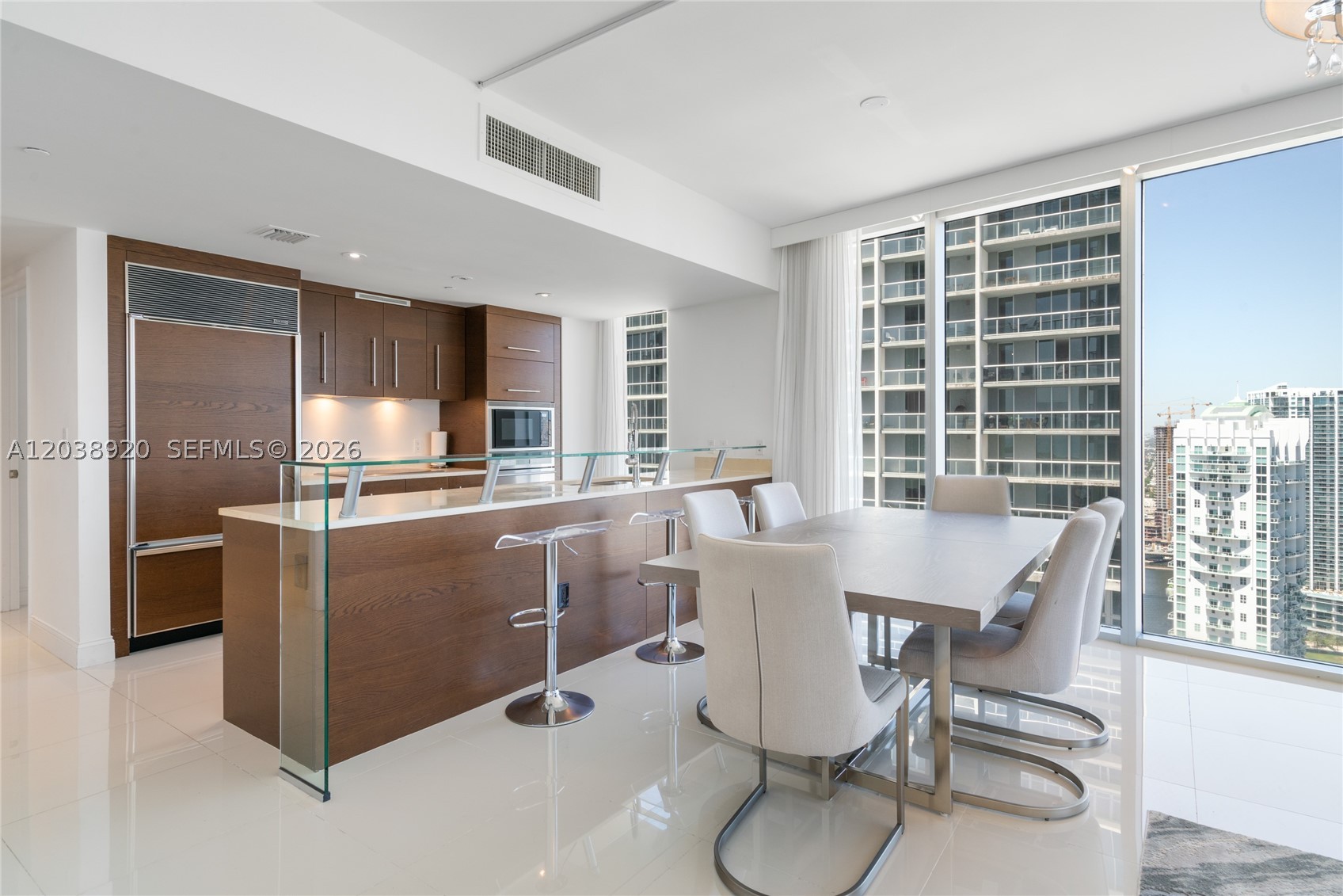 ICONBRICKELL CONDO NO 1 - Residential