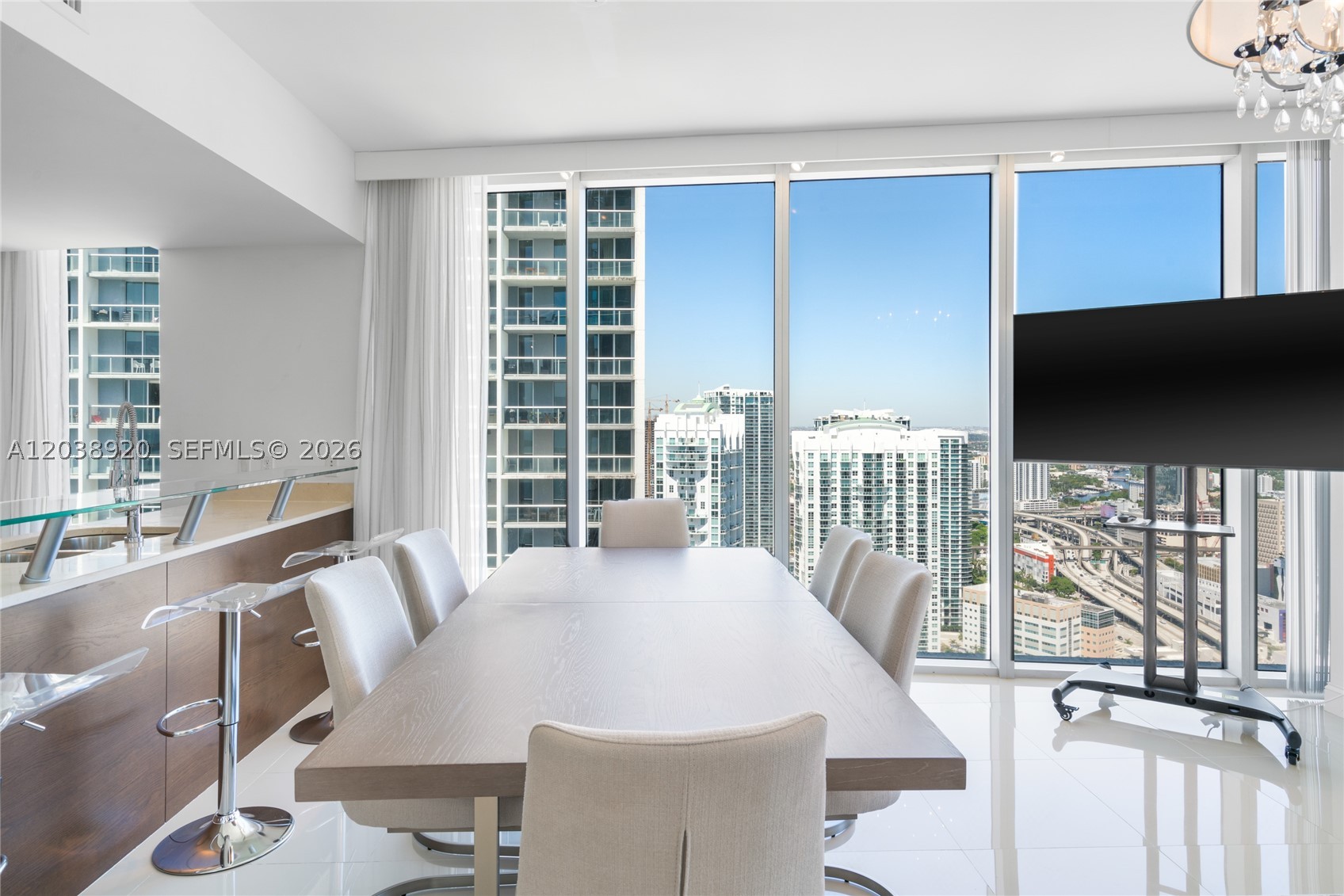ICONBRICKELL CONDO NO 1 - Residential
