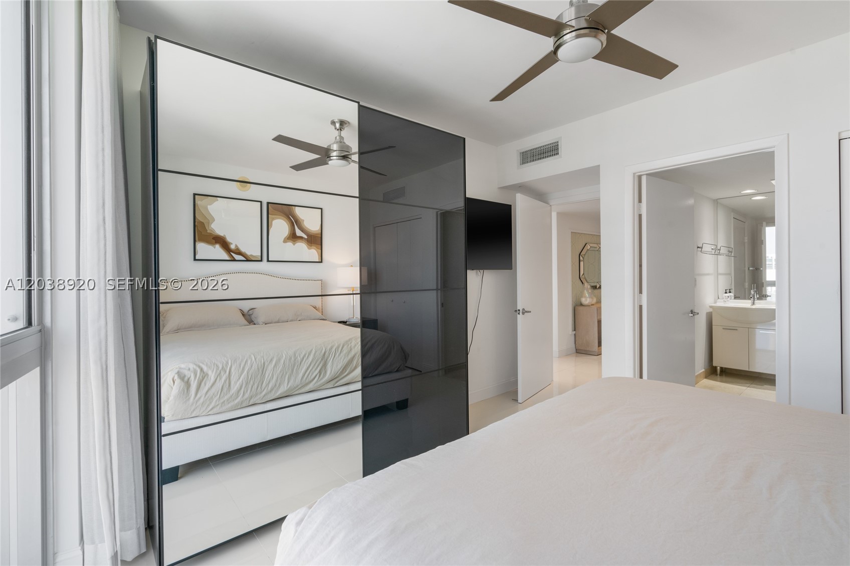 ICONBRICKELL CONDO NO 1 - Residential