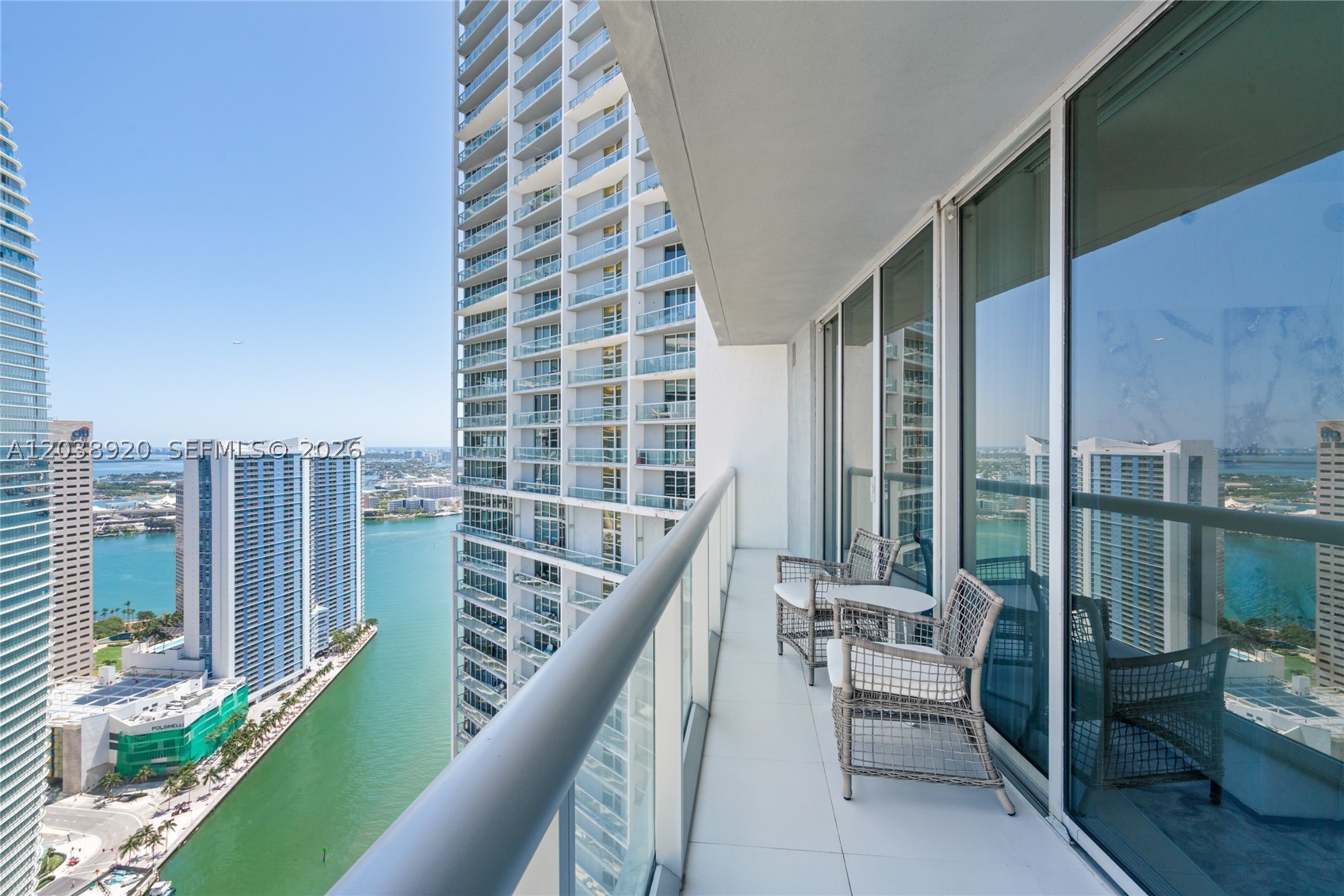 ICONBRICKELL CONDO NO 1 - Residential