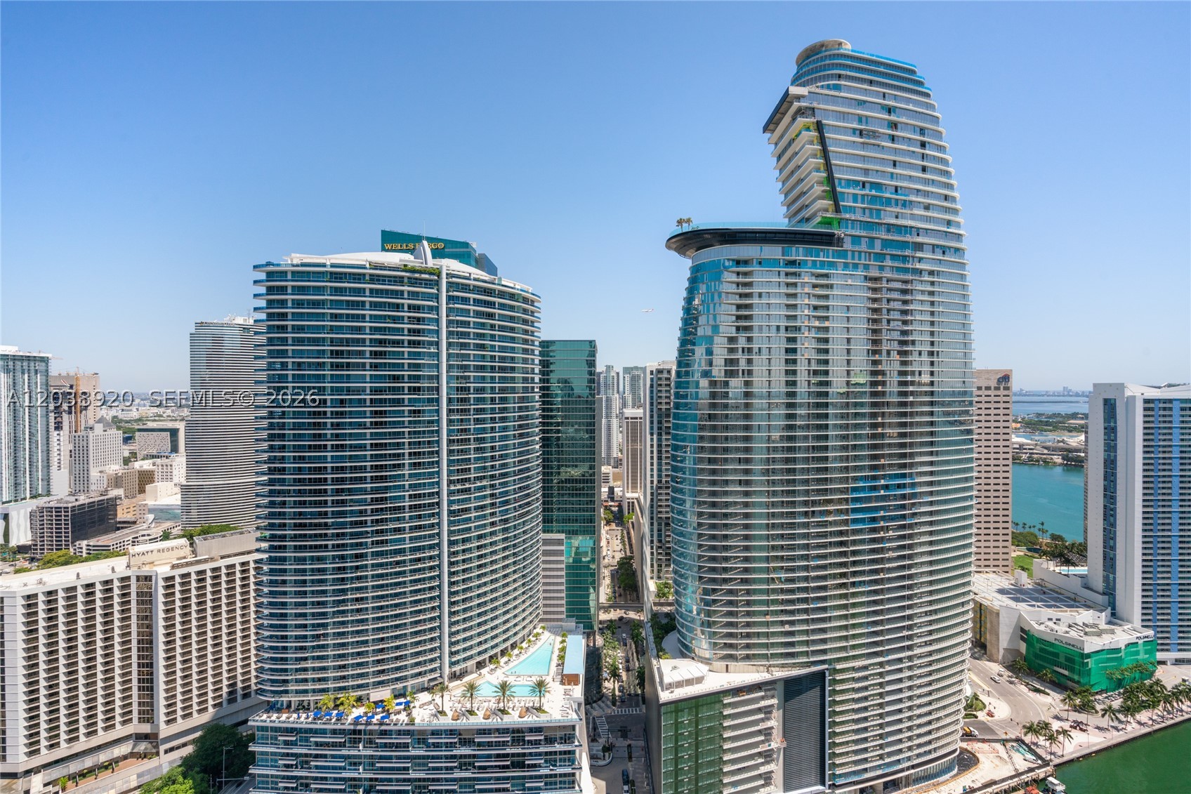 ICONBRICKELL CONDO NO 1 - Residential