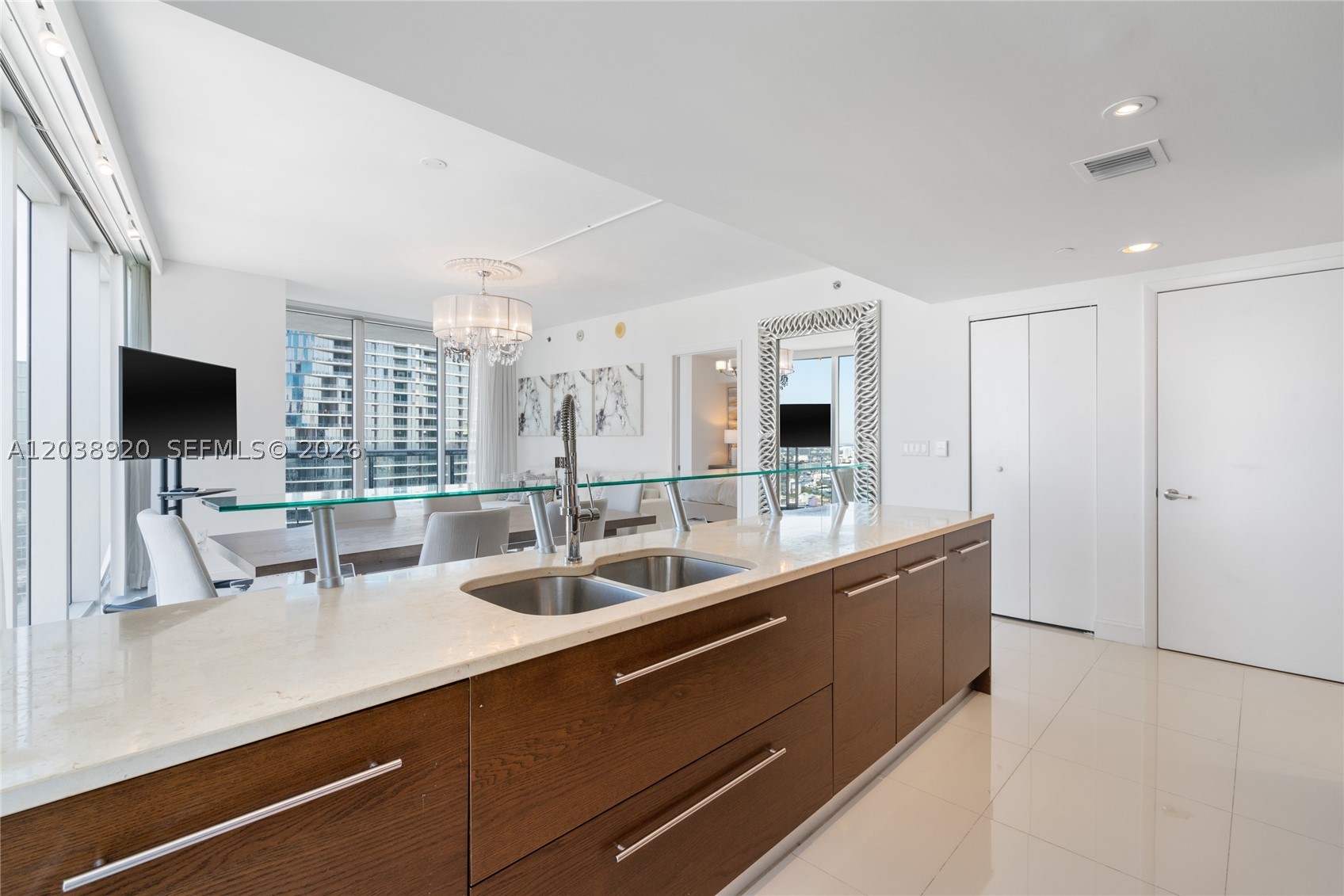 ICONBRICKELL CONDO NO 1 - Residential