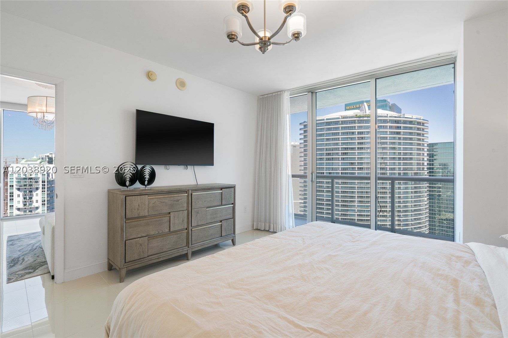 ICONBRICKELL CONDO NO 1 - Residential