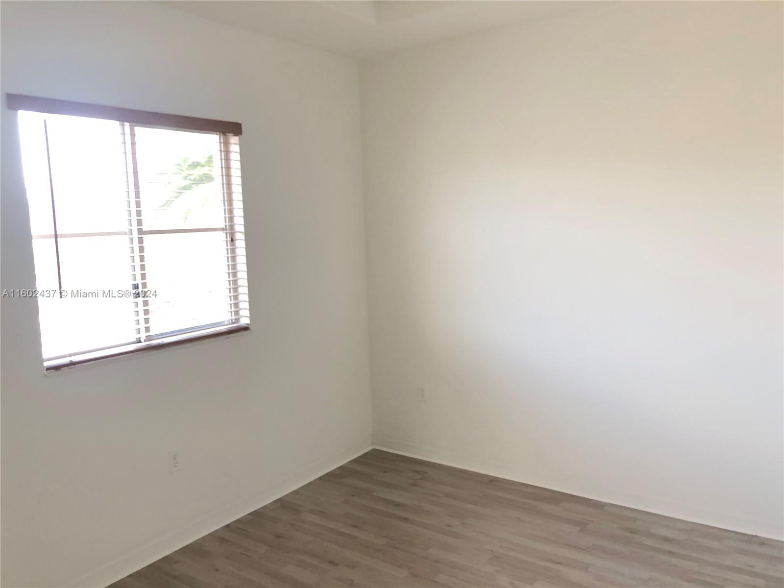 LEEWARD AT ISLANDS AT DOR - Residential Lease