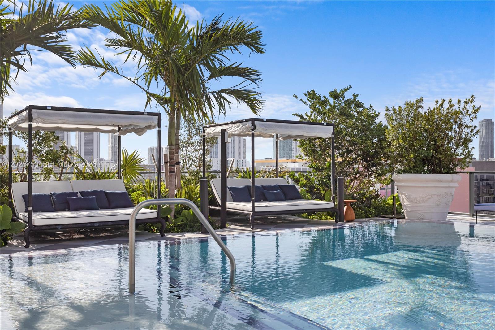 ¤MARION PL - Residential