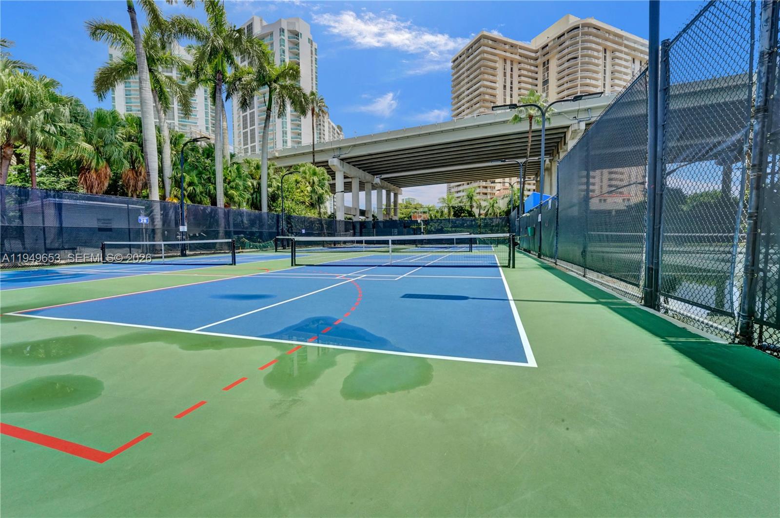MYSTIC POINTE - Residential