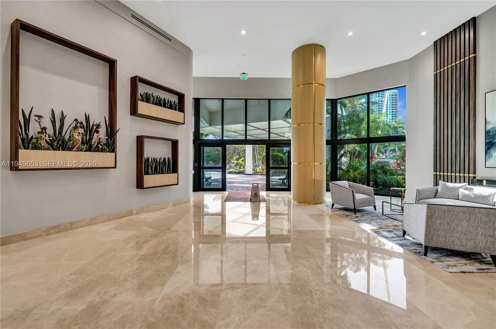 MYSTIC POINTE - Residential