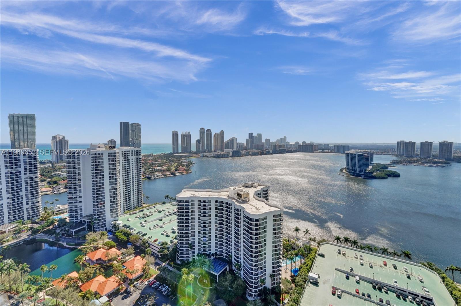 MYSTIC POINTE - Residential