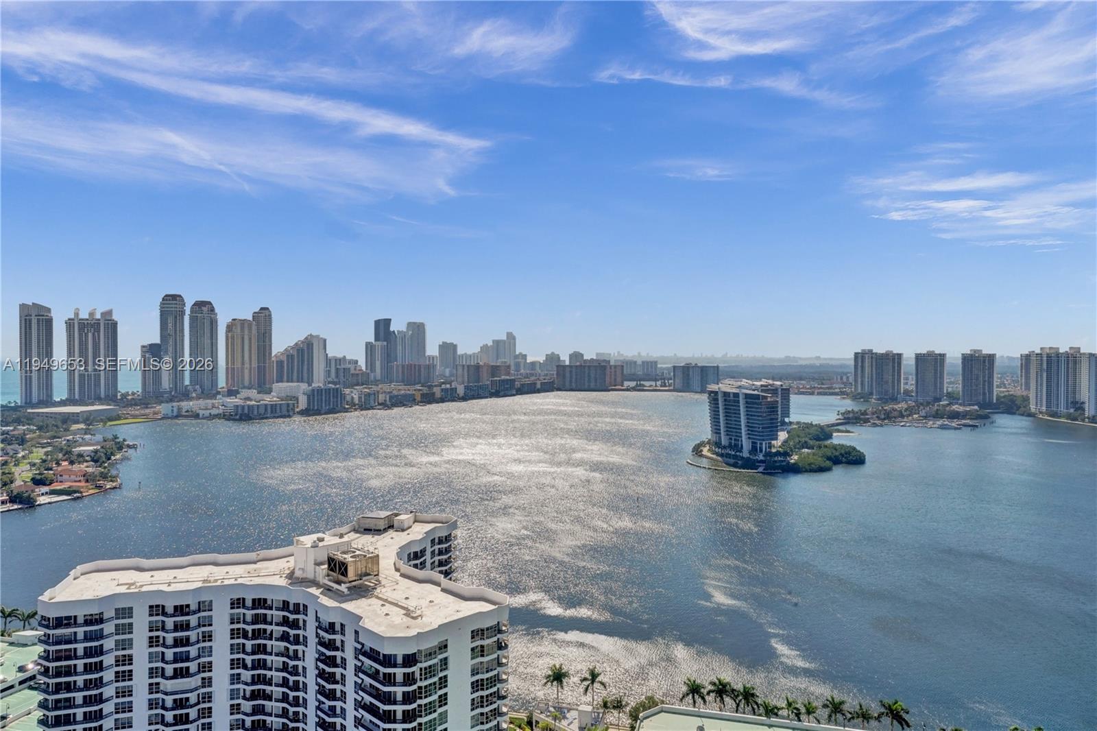 MYSTIC POINTE - Residential