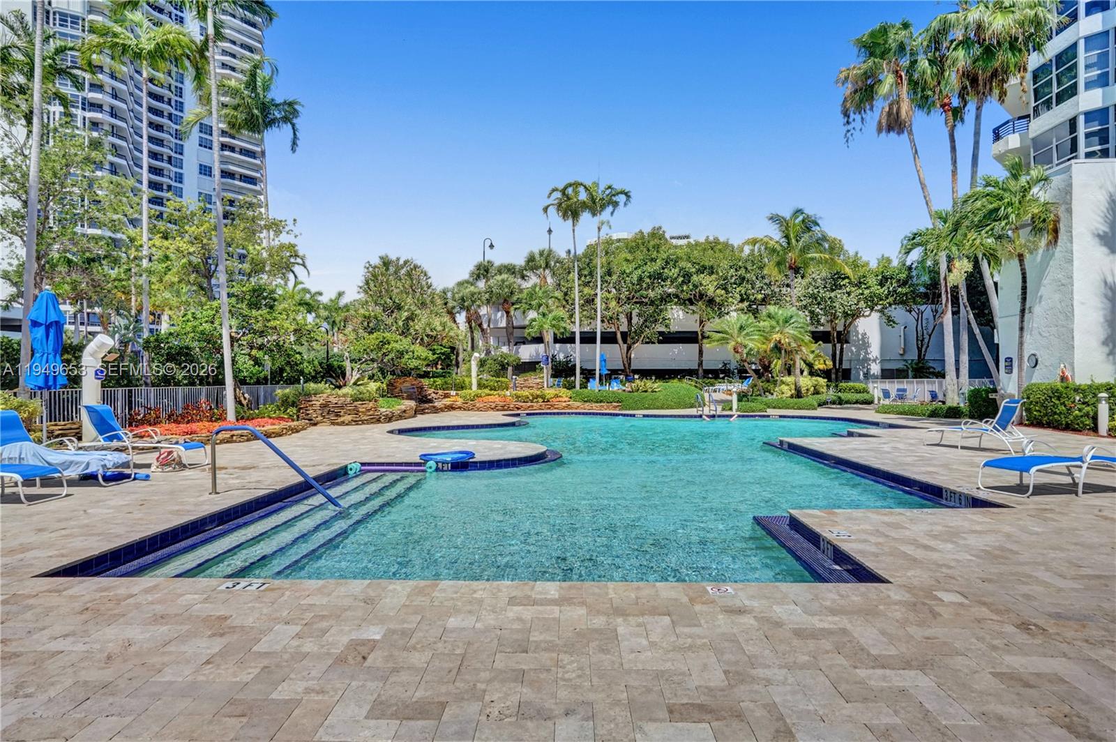 MYSTIC POINTE - Residential