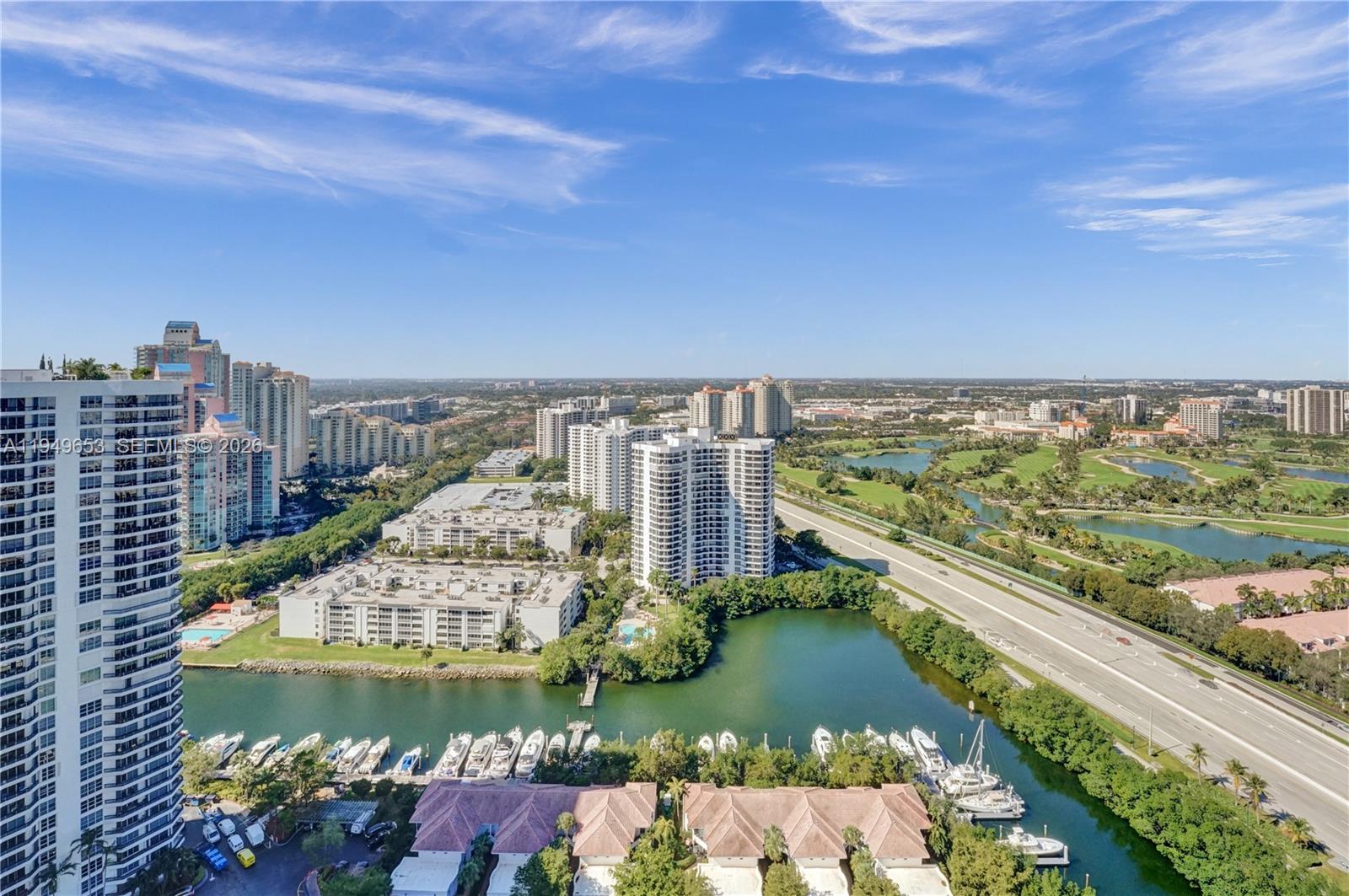MYSTIC POINTE - Residential