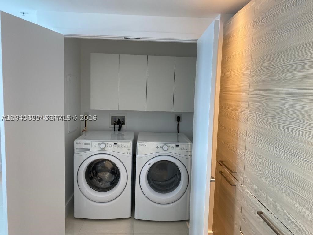 MARINA PALMS RESIDENCES N - Residential Lease