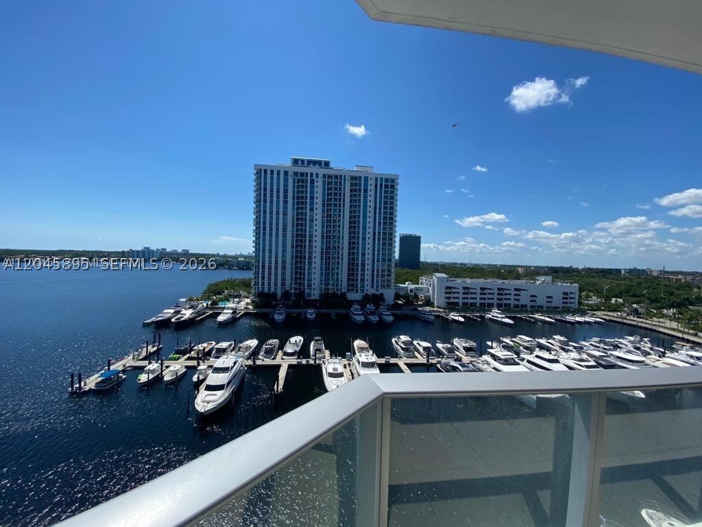 MARINA PALMS RESIDENCES N - Residential Lease