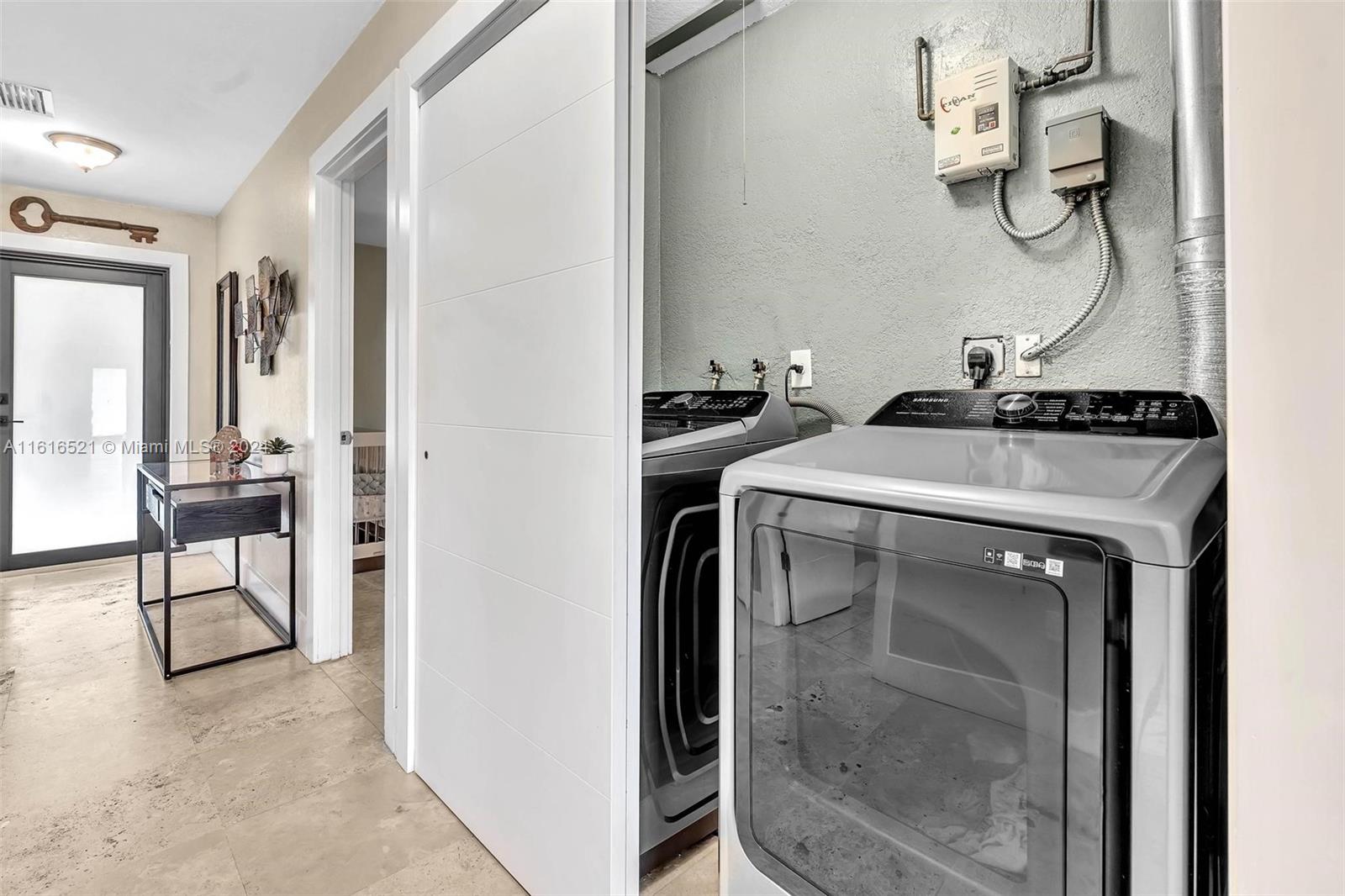 The Redlands - Residential