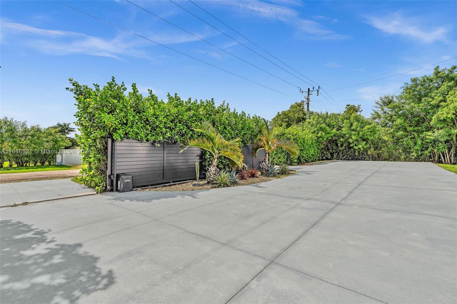 The Redlands - Residential