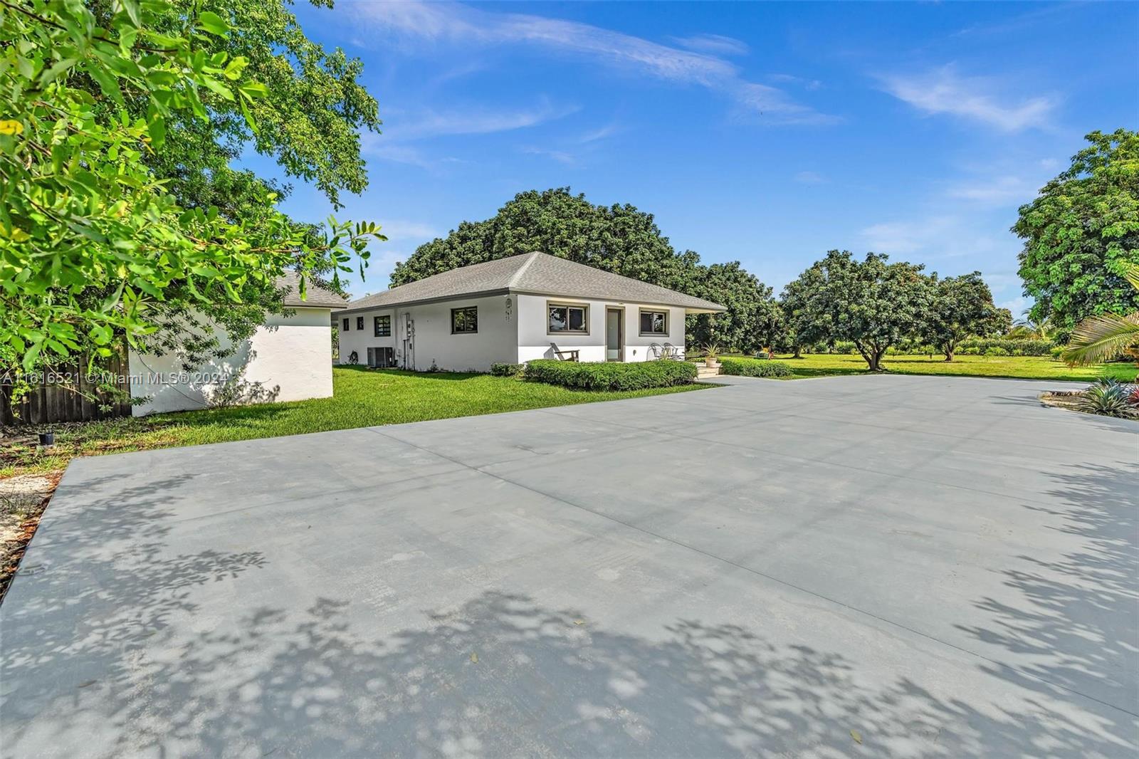 The Redlands - Residential