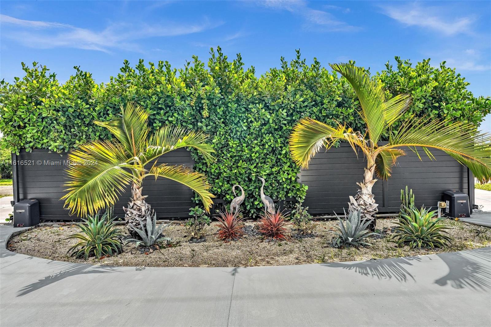 The Redlands - Residential