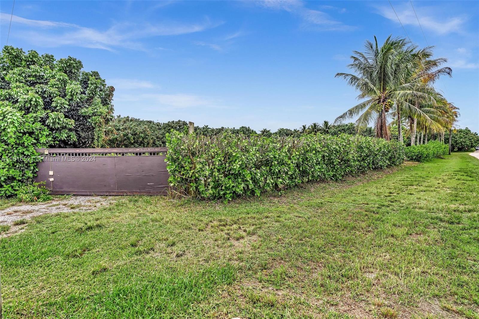 The Redlands - Residential